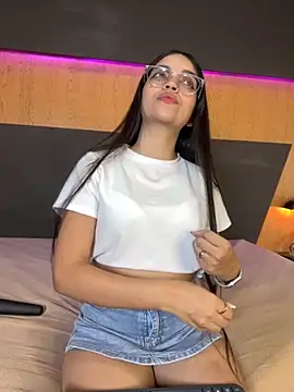 Alexia  cox online show from 10-12-25, 02:54