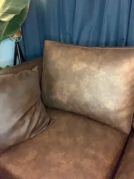 Canneela online show from 09-30-25, 04:12