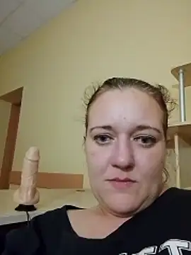 Snapshot of SherryLady291 chatting on 01-05-26, 06:33 SherryLady291 online show from 01-05-26, 06:33