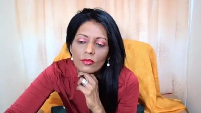 Snapshot of Indianpeaches chatting on 10-10-25, 06:01 Indianpeaches online show from 10-10-25, 06:01