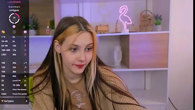 Snapshot of luna_tin chatting on 09-10-25, 08:47 luna tin online show from 09-10-25, 08:47