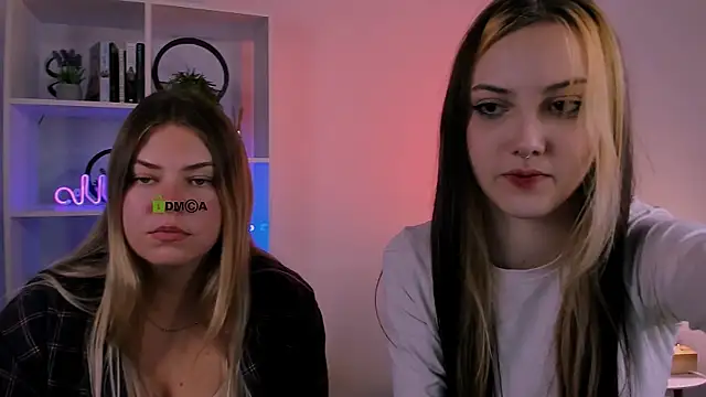 Snapshot of luna_tin chatting on 10-03-25, 07:11 luna tin online show from 10-03-25, 07:11