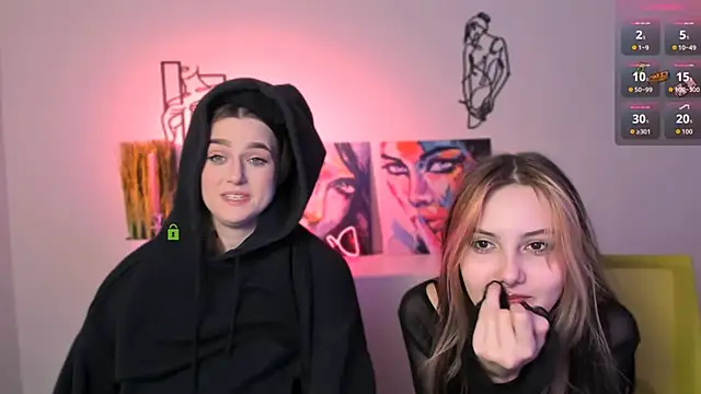 Snapshot of luna_tin chatting on 11-10-25, 09:58 luna tin online show from 11-10-25, 09:58