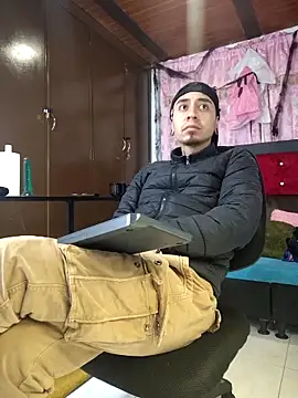 abnerdam01 online show from 10-28-25, 11:58