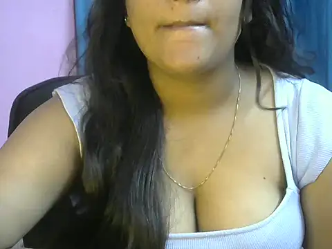 Queenxxx98 online show from 11-09-25, 07:23