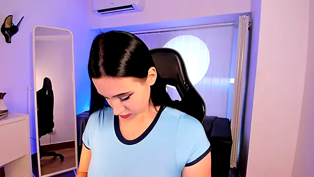 Mary Lori online show from 09-19-25, 06:26