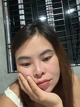 Snapshot of han-cute chatting on 09-26-25, 02:43 han-cute online show from 09-26-25, 02:43