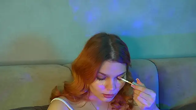 Snapshot of BellaMarebelle chatting on 10-11-25, 04:33 BellaMarebelle online show from 10-11-25, 04:33