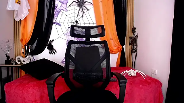 KENDALL ART online show from 10-21-25, 08:09