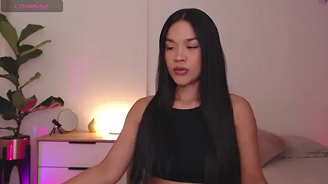 Snapshot of Annabnz chatting on 10-06-25, 11:57 Annabnz online show from 10-06-25, 11:57