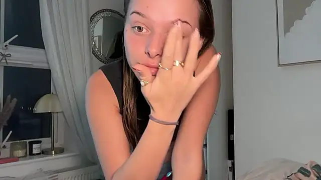 KayleeBella online show from 01-07-26, 09:17