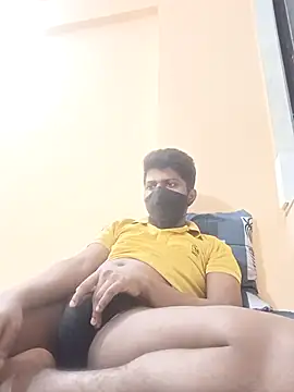 Snapshot of sexy_boy_986 chatting on 10-04-25, 03:43 sexy boy 986 online show from 10-04-25, 03:43