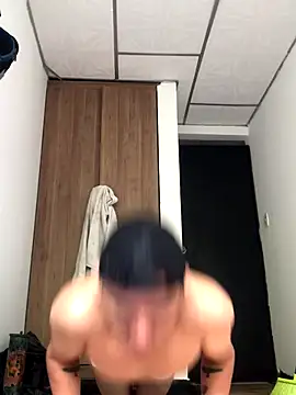 LiamDeep online show from 11-04-25, 03:33