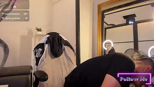 LiamDeep online show from 11-30-25, 03:49