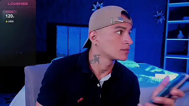 LiamDeep online show from 05-17-26, 08:49