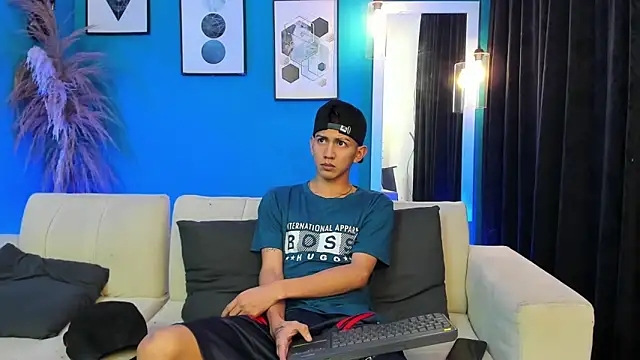 Marcus and Tony online show from 02-17-26, 03:47