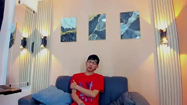 Marcus and Tony online show from 04-11-26, 08:35