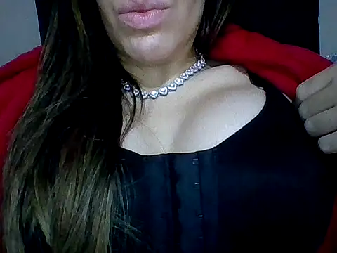 Snapshot of Yasleal chatting on 04-12-26, 02:49 Yasleal online show from 04-12-26, 02:49