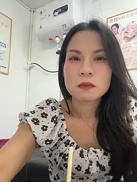 Snapshot of Baby-mmm chatting on 09-13-25, 12:27 Baby-mmm online show from 09-13-25, 12:27