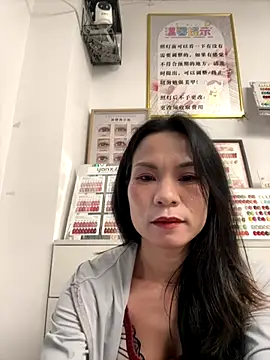 Snapshot of Baby-mmm chatting on 09-23-25, 11:13 Baby-mmm online show from 09-23-25, 11:13