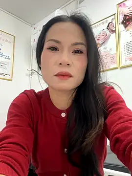 Snapshot of Baby-mmm chatting on 12-03-25, 03:36 Baby-mmm online show from 12-03-25, 03:36