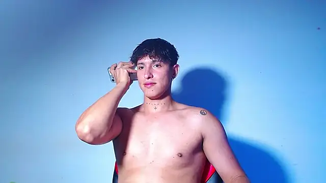 Snapshot of rowanbigboy23 chatting on 03-29-26, 12:10 rowanbigboy23 online show from 03-29-26, 12:10