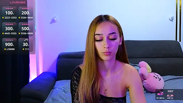 AmyKent  online show from 11-24-25, 04:18