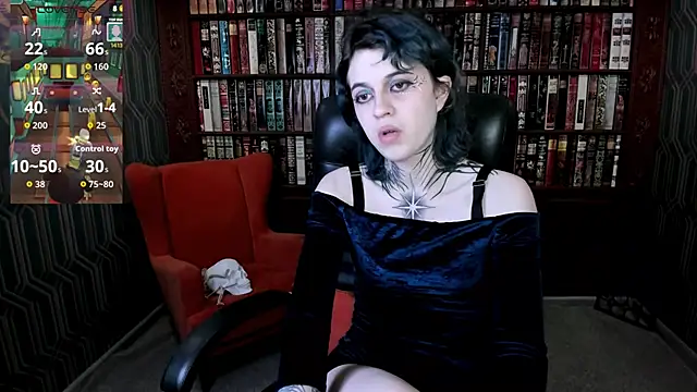 NoelleGothicShadow online show from 06-04-26, 11:44