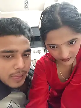 romantic couple1 online show from 11-28-25, 01:08