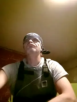 Kuba Gd online show from 12-14-25, 04:18