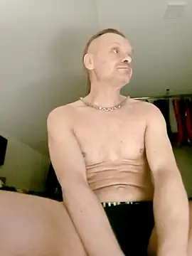 Kuba Gd online show from 02-10-26, 04:33