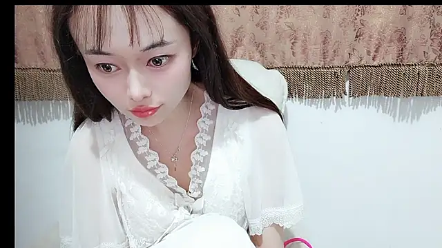 Zhenlihoney10 online show from 10-24-25, 12:01