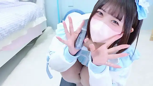 Snapshot of Hinata_Sun chatting on 11-17-25, 03:51 Hinata Sun online show from 11-17-25, 03:51