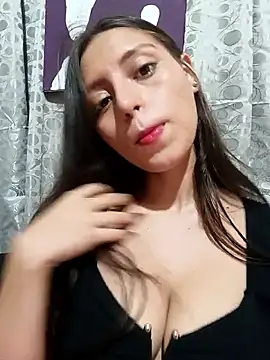 Snapshot of Lahila_ chatting on 10-16-25, 01:28 Lahila online show from 10-16-25, 01:28