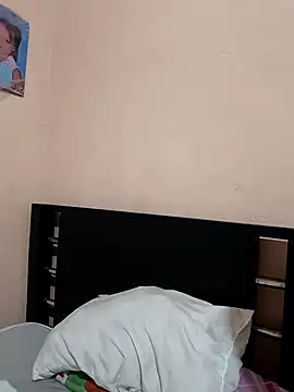 Snapshot of Lahila_ chatting on 10-30-25, 11:38 Lahila online show from 10-30-25, 11:38