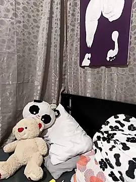 Snapshot of Lahila_ chatting on 05-09-26, 03:23 Lahila online show from 05-09-26, 03:23