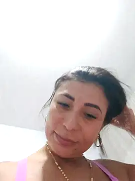 Snapshot of mia_mancinii chatting on 10-16-25, 04:57 mia mancinii online show from 10-16-25, 04:57