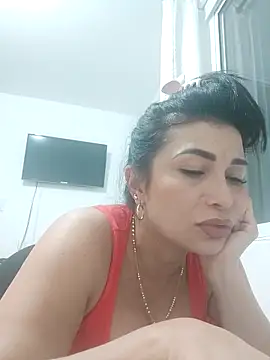 Snapshot of mia_mancinii chatting on 12-02-25, 12:05 mia mancinii online show from 12-02-25, 12:05