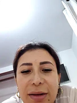 Snapshot of mia_mancinii chatting on 04-30-26, 04:02 mia mancinii online show from 04-30-26, 04:02