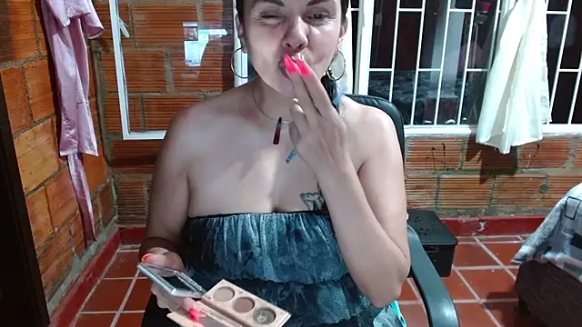 Milf Fantassyy online show from 09-29-25, 01:00