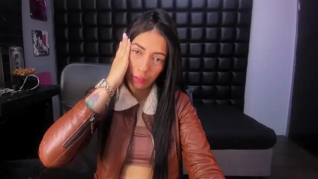 ashlyy sweet  online show from 04-17-26, 03:37