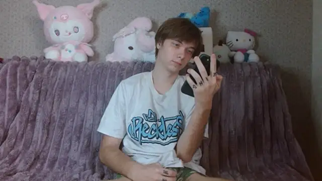 hilt on  online show from 10-25-25, 07:27