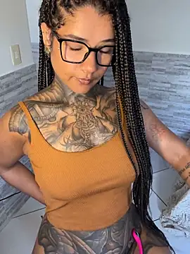 Snapshot of xbigpeach chatting on 02-07-26, 02:10 xbigpeach online show from 02-07-26, 02:10