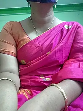 Snapshot of Kerala_Adhya chatting on 12-15-25, 02:10 Kerala Adhya online show from 12-15-25, 02:10