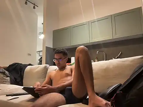 Snapshot of Markitos2323 chatting on 11-24-25, 10:42 Markitos2323 online show from 11-24-25, 10:42