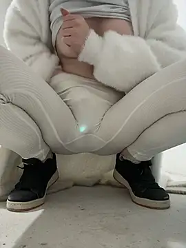 Cumonmme online show from 11-28-25, 08:11