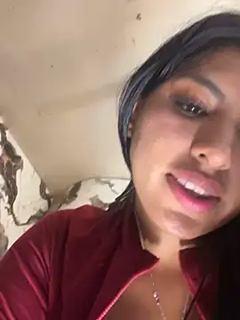 Snapshot of BrunetteBliss69 chatting on 05-15-26, 11:56 BrunetteBliss69 online show from 05-15-26, 11:56