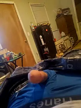 Snapshot of Wolfyking95 chatting on 09-30-25, 01:10 Wolfyking95 online show from 09-30-25, 01:10