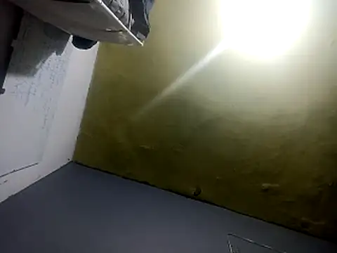 Snapshot of Ardillaxxxx199 chatting on 11-22-25, 03:05 Ardillaxxxx199 online show from 11-22-25, 03:05