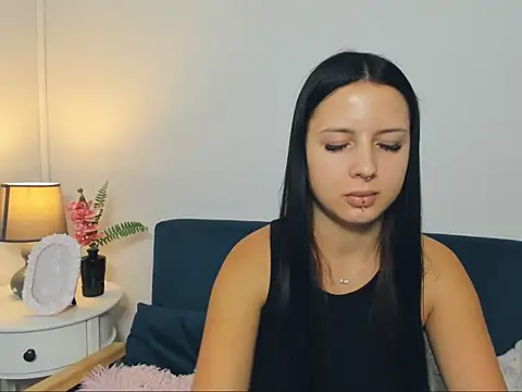 Snapshot of TaliaAdorable chatting on 10-08-25, 12:25 TaliaAdorable online show from 10-08-25, 12:25